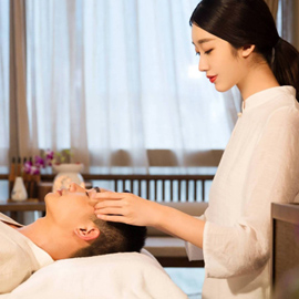 上海宝山Yayu养生馆秉持“客户至上”的服务理念